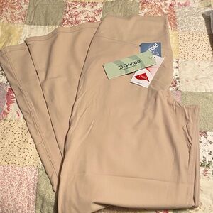 G4 Free Women's Tan Yoga Pants NEW